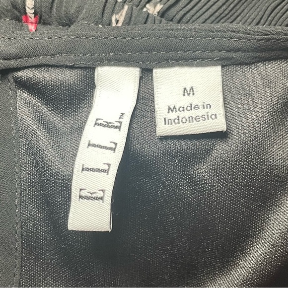 Elle Dress Size M Juniors Chiffon Black Cap Sleeve Semi Pleat Eiffel Tower Paris - Picture 6 of 12